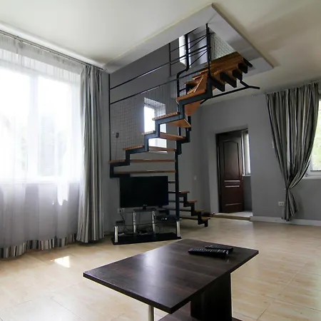 Wow House Апартаменти *