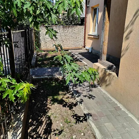 Wow House Апартаменты